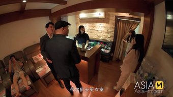 棕色头发的业余爱好者...