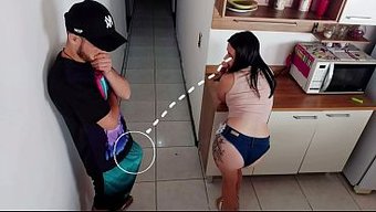 老婆偷偷约炮,老公洗...
