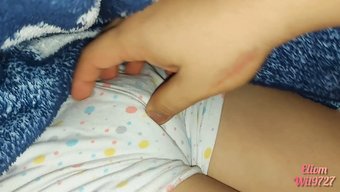 印度少女自制自慰和舔...