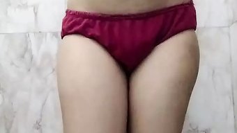 18岁的女孩在自制视...