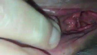自制的拉丁美女和她的...