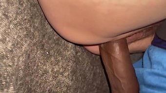 少女(18+)在po...