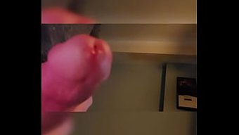 大鸡巴爸爸支配和怀孕...