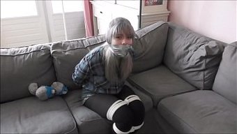被绑住并被录带:一个...