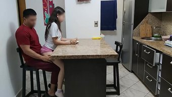 继家庭关系越来越紧张...