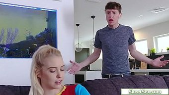 18+少女chloe...