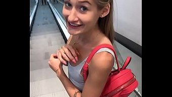 有趣的健身女孩tif...
