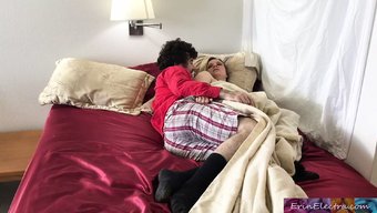 继父母的秘密事件
