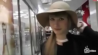 沙漠天使的面部射精:...