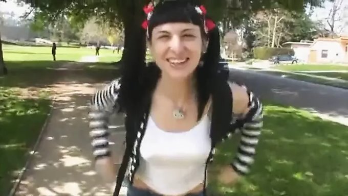 Bailey Jay的露骨表演