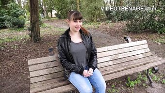 业余少女在第一次试镜...