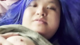 少女(18+)亚洲女...