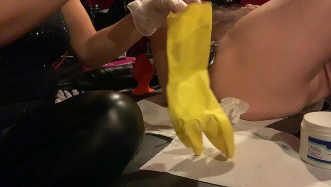 机器辅助bdsm:粗暴性爱的诱人一面