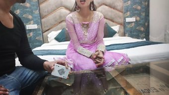 与一个兴奋的18岁女...