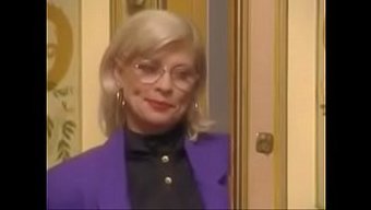 熟女女士们参与肛交