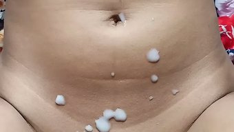 印度少女的大屁股和乳...