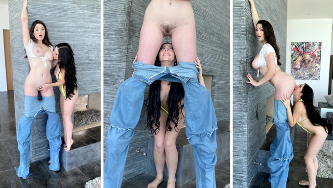 拥有大自然乳房的女同性恋女孩经历了强烈的高潮
