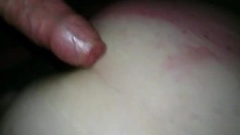 粗暴而紧致:在性感的...