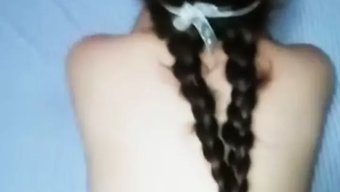 18+少女享受诱人的...