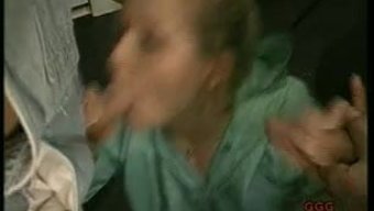 与成熟的法国女人进行...