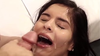 最好的颜射合集在这里...