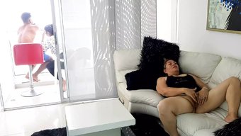 我18岁的继母的独奏会话