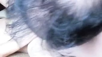 亚洲出轨妻子在自制视...