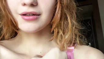 俄罗斯少女18+穿着...