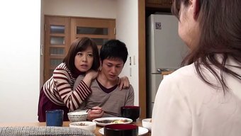 老奶奶和少女(18+...