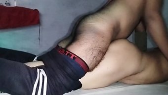18+青少年从爸爸那...