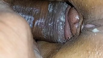 大屁股的继妹在印地语...