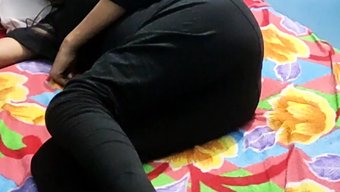 手淫我的继妹怀孕的阴道