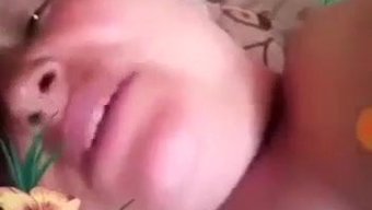 大奶熟女的美丽身体和屁股