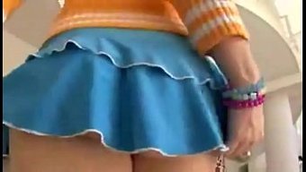 红发女郎的嘴巴和阴道...