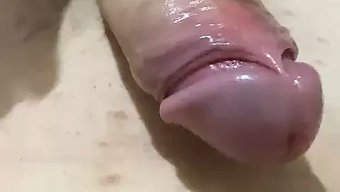 大奶熟女享受口交和口交