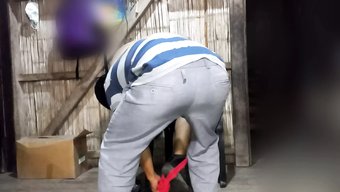 18+少女诱惑继父,...