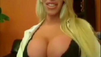 业余巨乳口交和射精