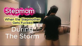 Bbw继母在狂风暴雨...