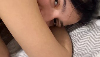 小个子青少年被大鸡巴...