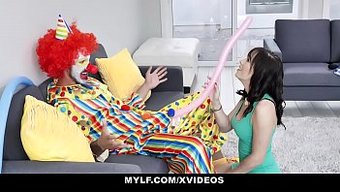 与性感的美熟女和大鸡...