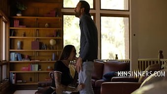 老男人与继子的淫乱年...