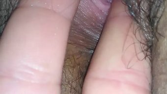 拉丁裔大屁股少女在自...