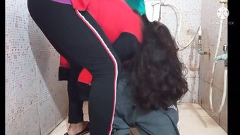 少女(18+)印度女...