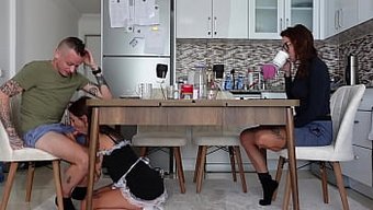 感性的吸吮和背部舔阴...