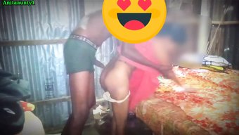 18+青少年从后面吃阴部