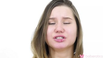 丰满的女孩amali...