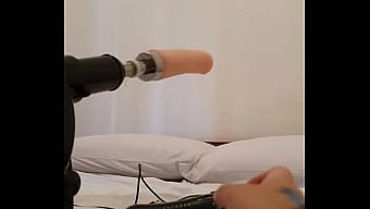 咪咪的拉丁美女的阴部...