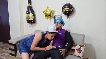 大屁股后妈在新的一年...