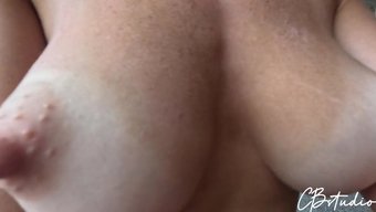 一个火辣的自制视频,...