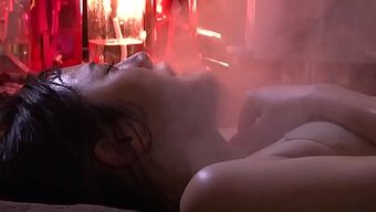 日本女孩的高度按摩1